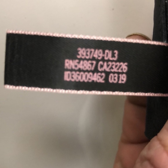 Victoria’s Secret Bra - Picture 5 of 5